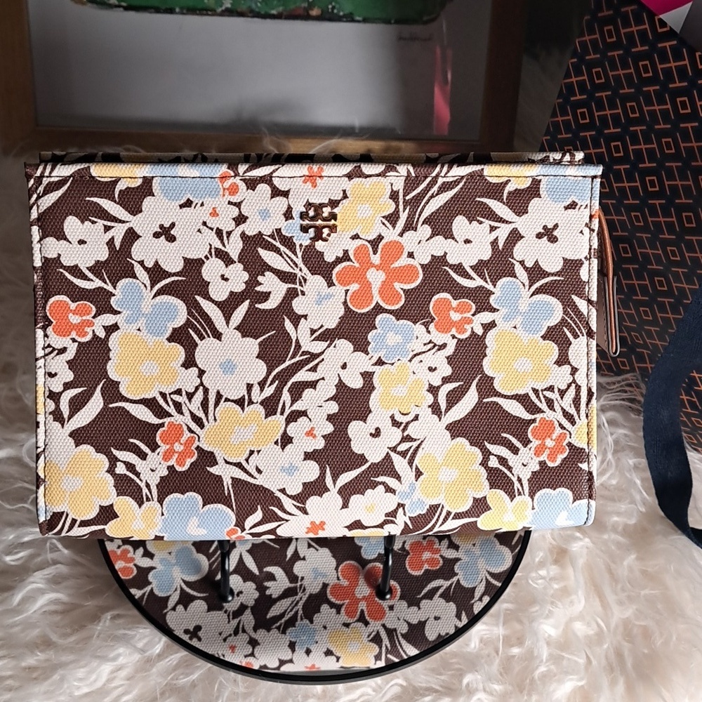 Tory Burch NWOTs Kerrington Reverie Cosmetic Pouch